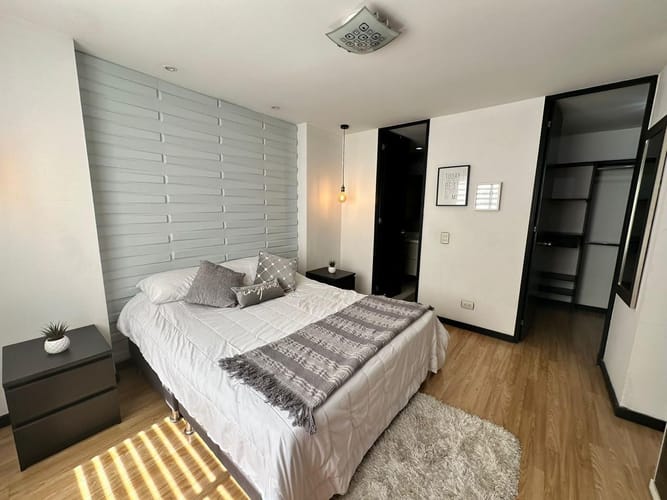 Apartamento de 3 alcobas en arriendo en El Poblado, Medellín, 85 m² · foto 9 de 14