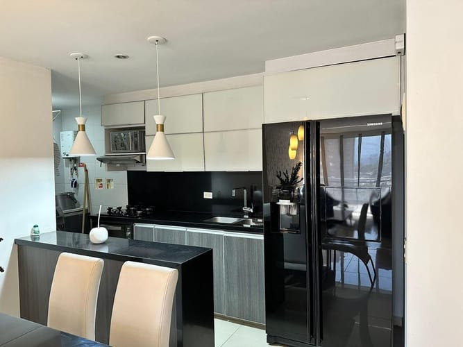 Apartamento de 3 alcobas en arriendo en El Poblado, Medellín, 85 m² · foto 5 de 14
