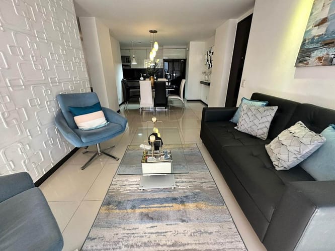 Apartamento de 3 alcobas en arriendo en El Poblado, Medellín, 85 m² · foto 10 de 14