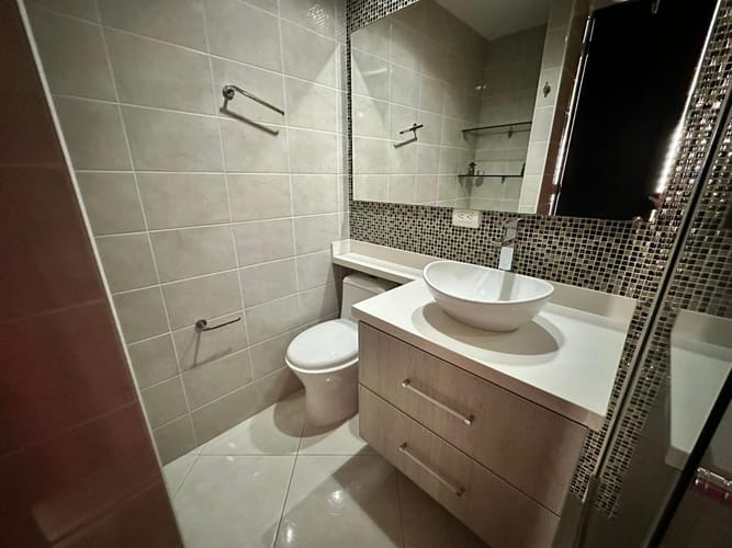 Apartamento de 3 alcobas en arriendo en El Poblado, Medellín, 85 m² · foto 14 de 14