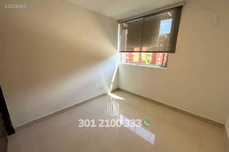 Apartamento de 2 alcobas en arriendo en Cumbres, Envigado, 88 m² · foto 20 de 24