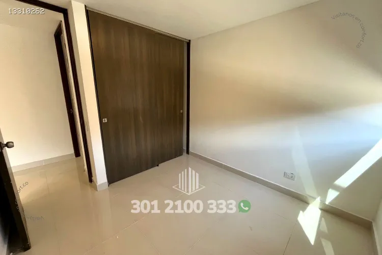 Apartamento de 2 alcobas en arriendo en Cumbres, Envigado, 88 m² · foto 23 de 24