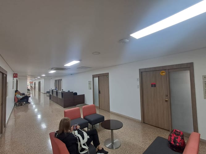 Consultorio en arriendo en El Poblado, Medellín, 35 m² · foto 2 de 8