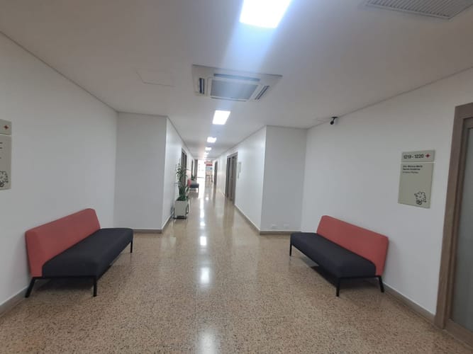 Consultorio en arriendo en El Poblado, Medellín, 35 m² · foto 5 de 8