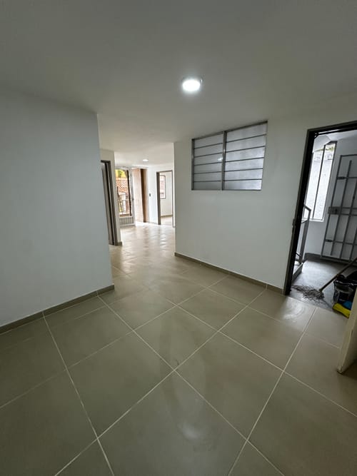 Apartamento de 2 alcobas en venta en San Miguel, Medellín, 54 m² · foto 7 de 9