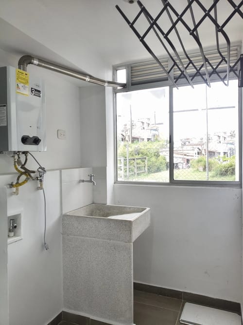 Apartamento de 3 alcobas en arriendo en Abreo, Rionegro, 66 m² · foto 7 de 10