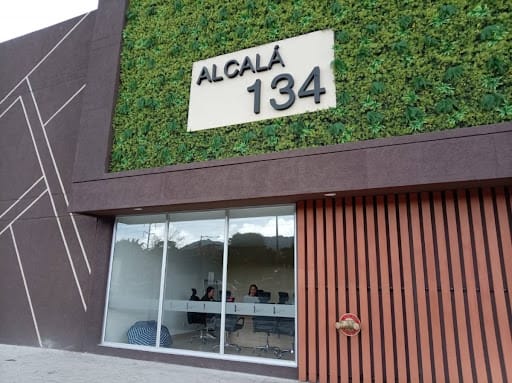 Apartamento de 2 alcobas en venta en Alcala, Bogotá, 45 m² · foto 2 de 17