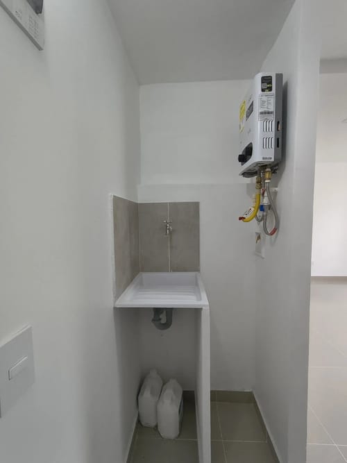 Apartamento de 3 alcobas en arriendo en Robledo, Medellín, 57 m² · foto 5 de 10