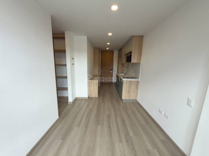 Apartaestudio en arriendo en Quinta Paredes, Bogotá, 22 m² · foto 3 de 20