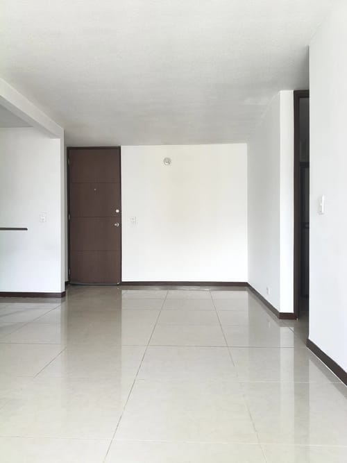 Apartamento de 3 alcobas en arriendo en Madera, Bello, 66 m² · foto 3 de 10