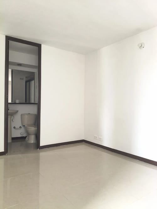 Apartamento de 3 alcobas en arriendo en Madera, Bello, 66 m² · foto 10 de 10