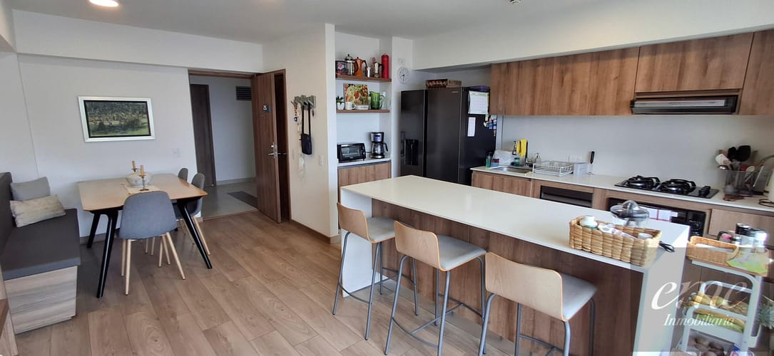 Apartamento de 2 alcobas en venta en Parque Residencial La Sabana, Sabaneta, 77 m² · foto 2 de 24