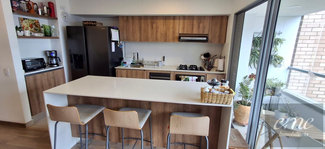 Apartamento de 2 alcobas en venta en Parque Residencial La Sabana, Sabaneta, 77 m² · foto 3 de 24