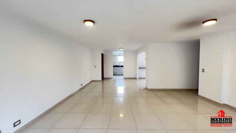Apartamento de 2 alcobas en arriendo en El Velodromo, Medellín, 93 m² · foto 3 de 23