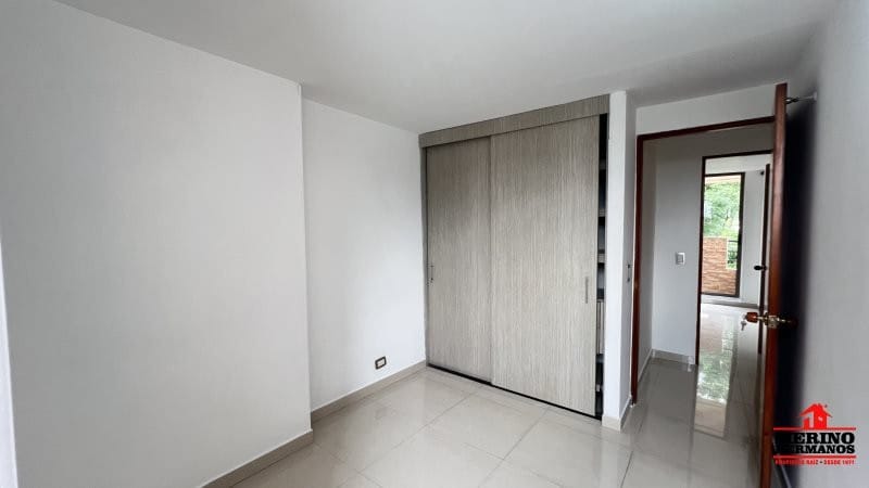 Apartamento de 2 alcobas en arriendo en El Velodromo, Medellín, 93 m² · foto 18 de 23
