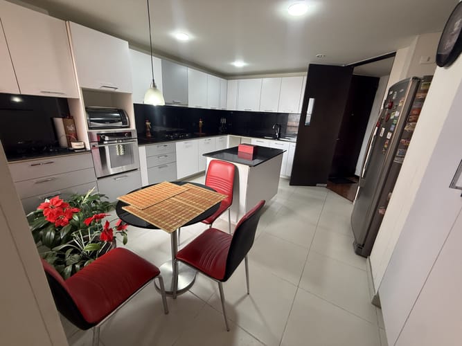 Apartamento de 3 alcobas en venta en Gilmar, Bogotá, 171 m² · foto 17 de 24