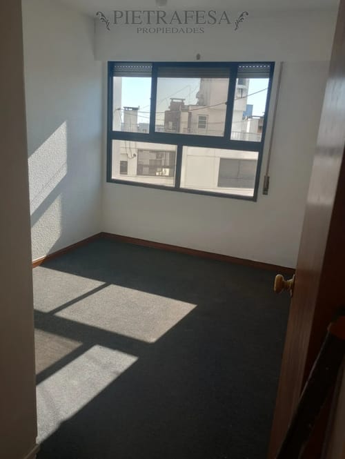 Apartamento en alquiler, 1 dormitorio, 1 baño. Tres Cruces. · Foto 4