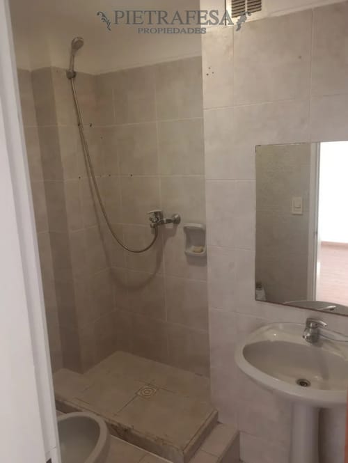 Apartamento en alquiler, 1 dormitorio, 1 baño. Tres Cruces. · Foto 6