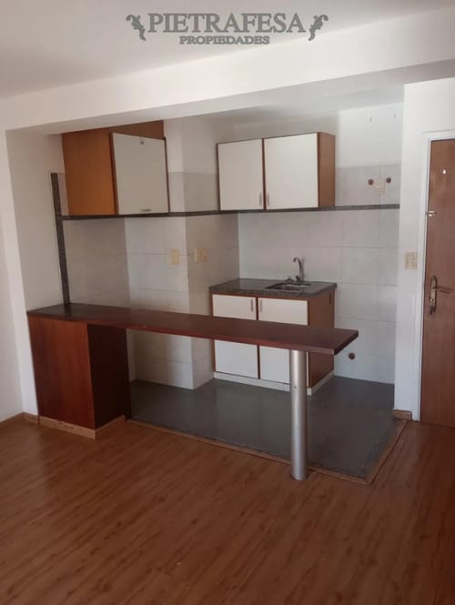 Apartamento en alquiler, 1 dormitorio, 1 baño. Tres Cruces. · Foto 8