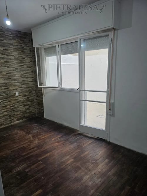 Apartamento en alquiler, monoambiente, 1 baño, patio. Gastos incluidos en el precio. Palermo. · Foto 2