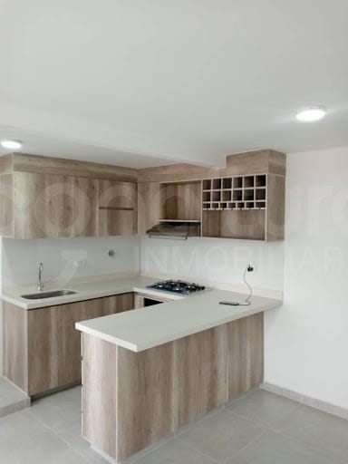 Apartamento de 3 alcobas en venta en Urbanizacion Porto Alegre, Bello, 52 m² · foto 2 de 12