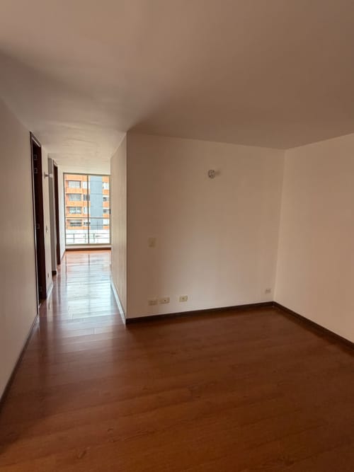 Apartamento de 3 alcobas en venta en El Plan, Bogotá, 112 m² · foto 23 de 24