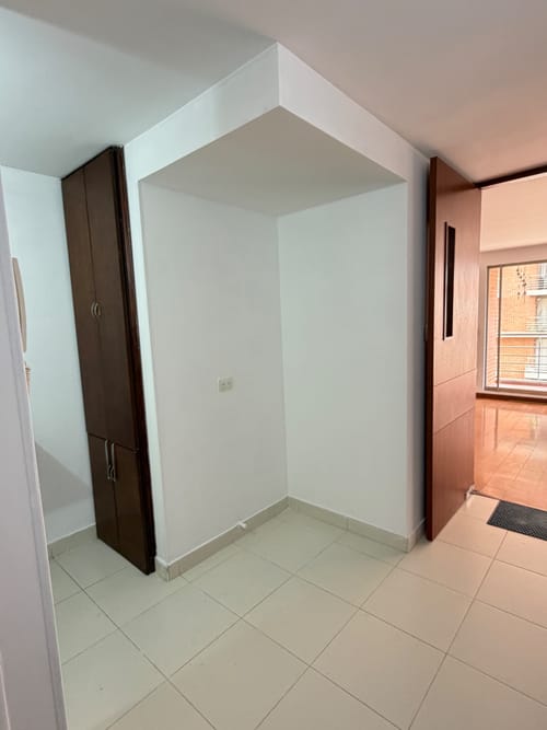 Apartamento de 3 alcobas en venta en El Plan, Bogotá, 112 m² · foto 19 de 24
