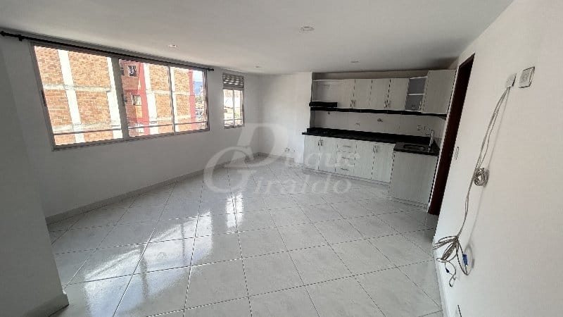 Apartamento de 3 alcobas en arriendo en Glorieta Pilsen, Itagüí, 70 m² · foto 3 de 9