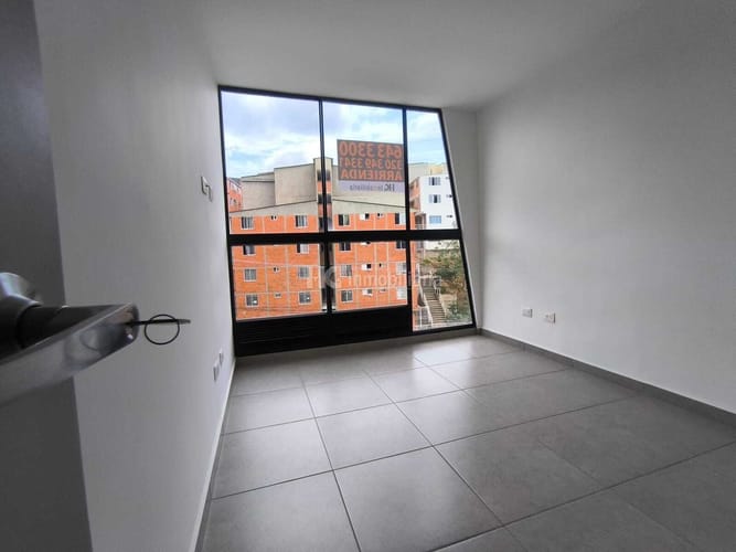 Apartamento de 2 alcobas en arriendo en Puerto Madero, Girón, 48 m² · foto 5 de 17