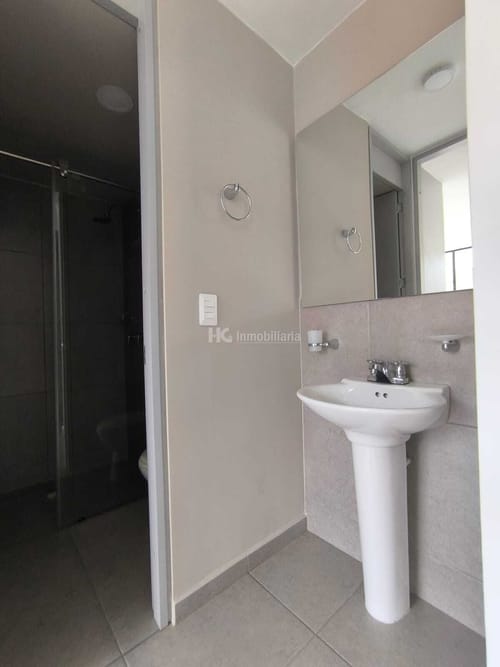Apartamento de 2 alcobas en arriendo en Puerto Madero, Girón, 48 m² · foto 7 de 17