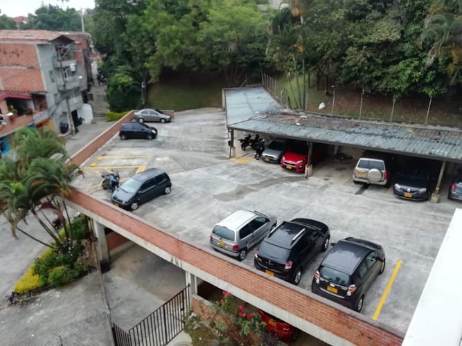 Apartamento de 3 alcobas en venta en Las Cometas, Envigado, 60 m² · foto 13 de 24