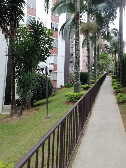 Apartamento de 3 alcobas en venta en Las Cometas, Envigado, 60 m² · foto 10 de 24