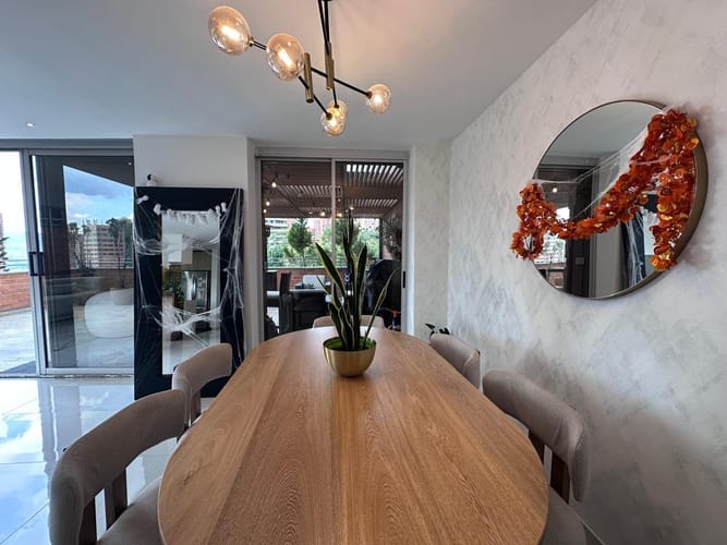 Apartamento de 3 alcobas en venta en Los Naranjos, Medellín, 170 m² · foto 10 de 18