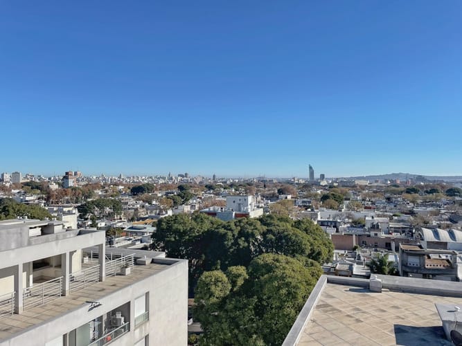 Moderno Apartamento en Alquiler con Terraza y Vistas Panorámicas, garage lugar fijo. 4to piso · Foto 6