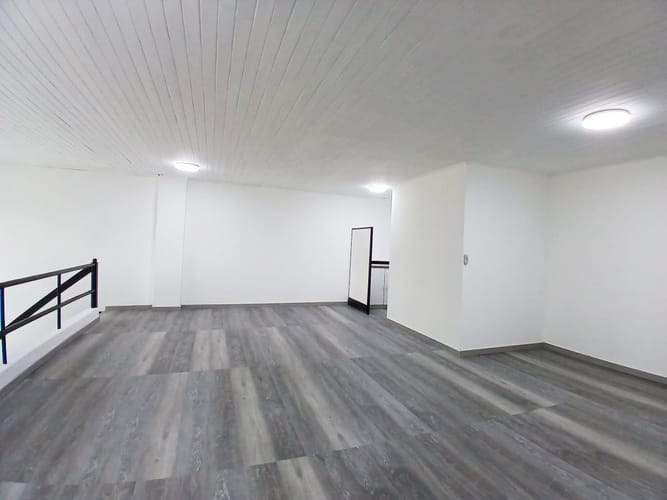 Local en venta en Villa Carlota, Medellín, 151 m² · foto 7 de 14