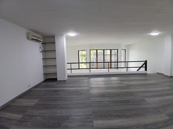 Local en venta en Villa Carlota, Medellín, 151 m² · foto 10 de 14