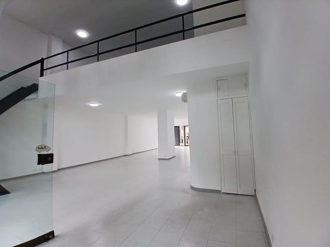 Local en venta en Villa Carlota, Medellín, 151 m² · foto 6 de 14