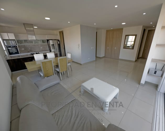 Apartamento de 3 alcobas en venta en Santa Teresita, Cali, 121 m² · foto 10 de 17