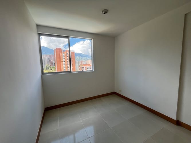 Apartamento de 3 alcobas en arriendo en San Remo, Sabaneta, 67 m² · foto 7 de 17