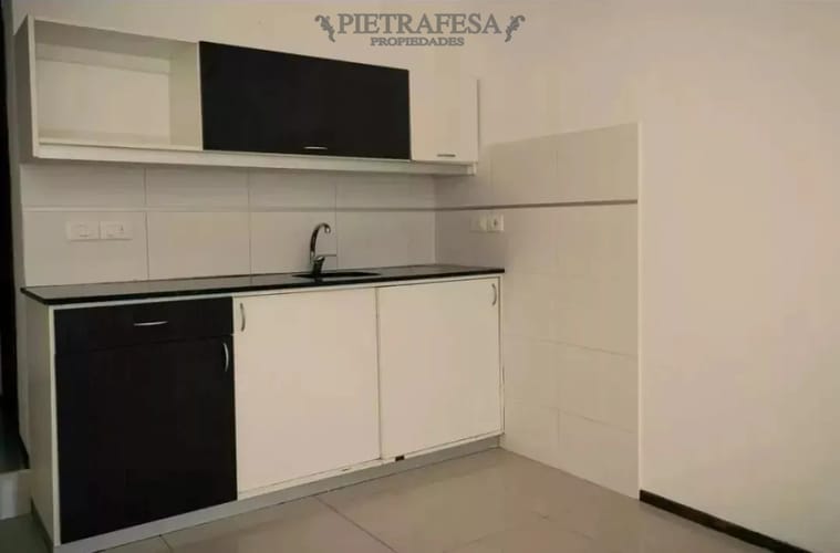 Apartamento en alquiler, monoambiente, 1 baño, terraza. Pocitos. · Foto 2