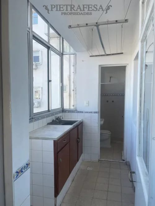 Apartamento en alquiler, 4 dormitorios, 3 baños, terraza lav, garaje. Cordón. · Foto 5