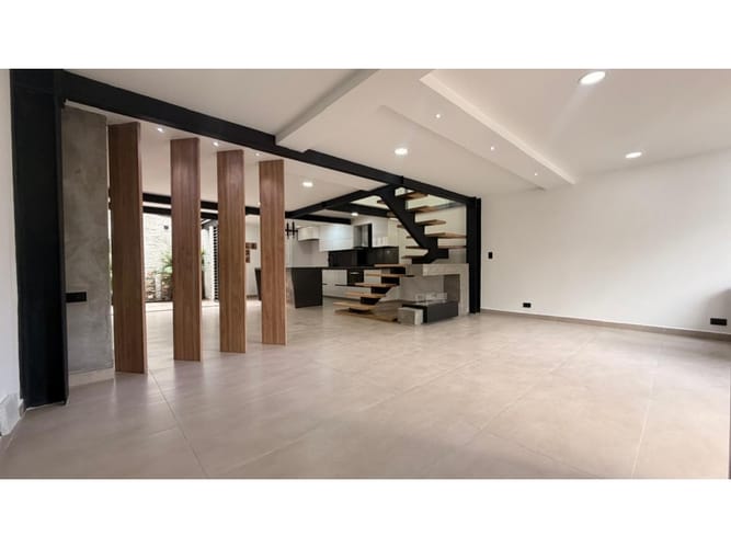 Casa de 3 alcobas en venta en Cabañas, Bello, 140 m² · foto 6 de 21
