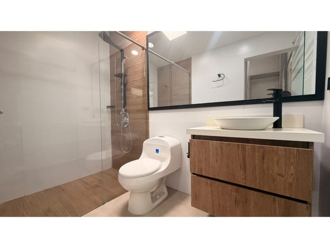 Casa de 3 alcobas en venta en Cabañas, Bello, 140 m² · foto 10 de 21