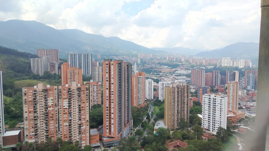Apartamento de 3 alcobas en arriendo en Vereda San Jose, Sabaneta, 94 m² · foto 1 de 23