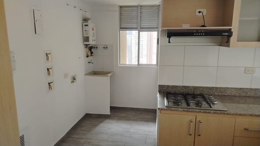 Apartamento de 3 alcobas en arriendo en Vereda San Jose, Sabaneta, 94 m² · foto 9 de 23