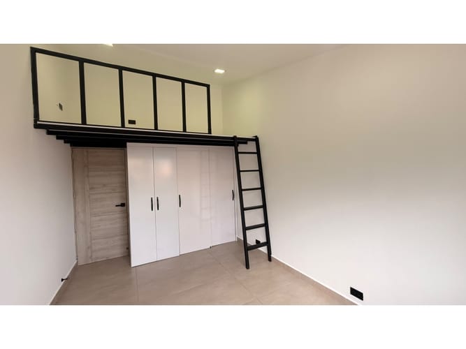 Casa de 3 alcobas en venta en Cabañas, Bello, 140 m² · foto 15 de 21
