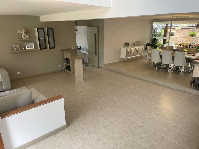 Casa de 4 alcobas en venta en Ciudad Jardin, Cali, 350 m² · foto 4 de 20