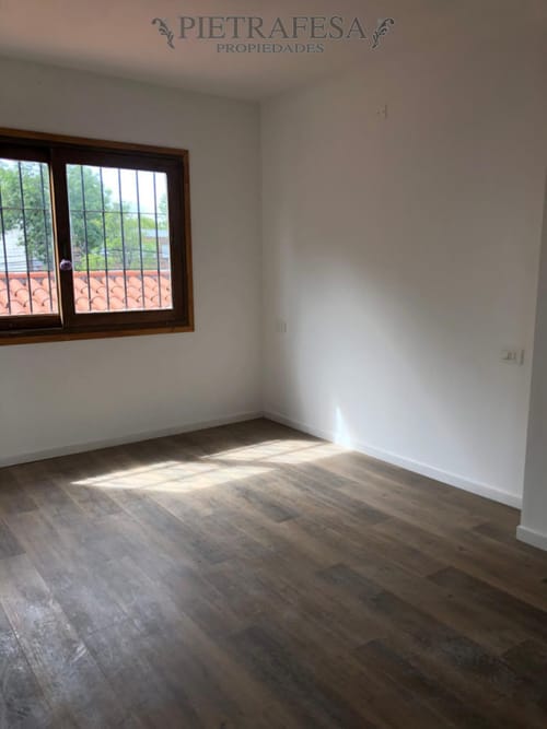 Apartamento 1 dormitorio con vestidor y patio en Punta Gorda · Foto 8
