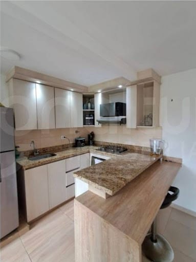 Apartamento de 3 alcobas en venta en Urbanizacion Porto Alegre, Bello, 52 m² · foto 2 de 13