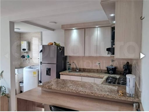 Apartamento de 3 alcobas en venta en Urbanizacion Porto Alegre, Bello, 52 m² · foto 6 de 13